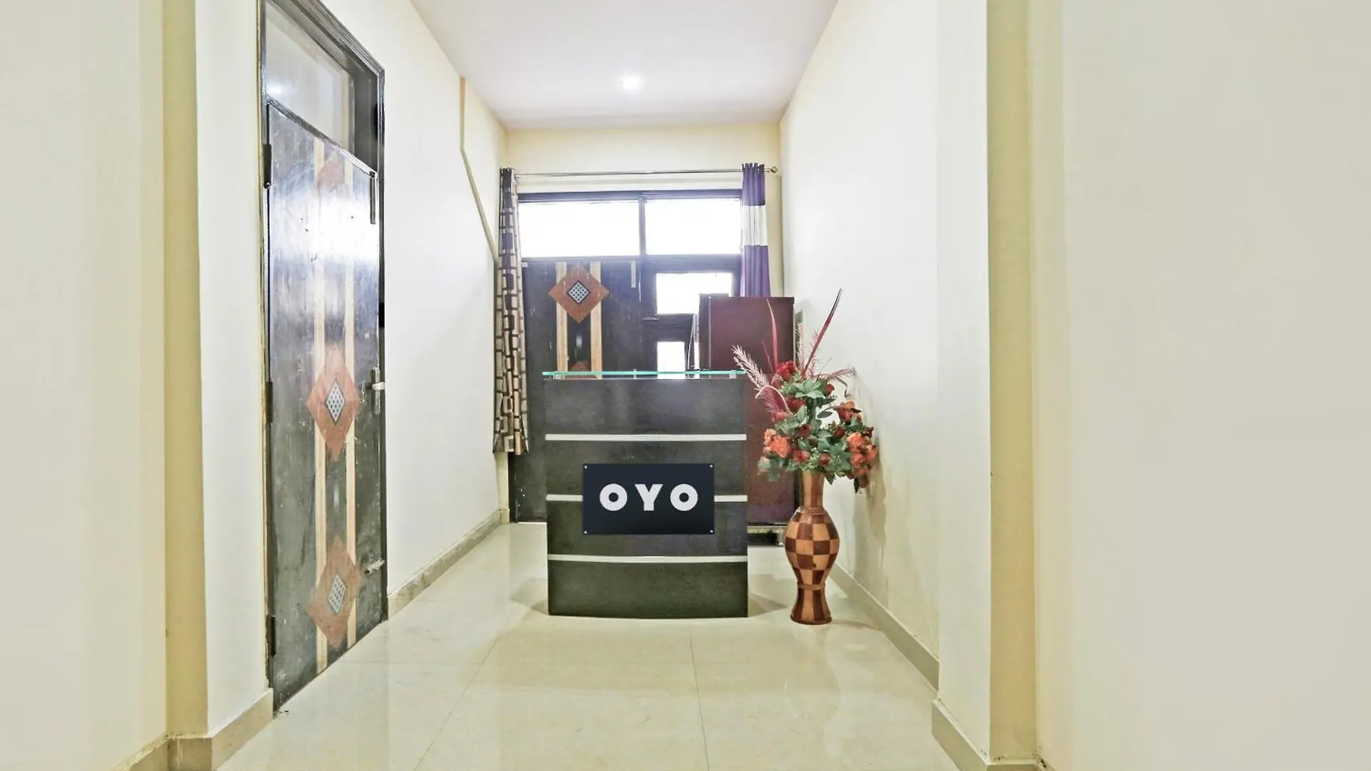 Hotel O Redbull Inn Гургаон